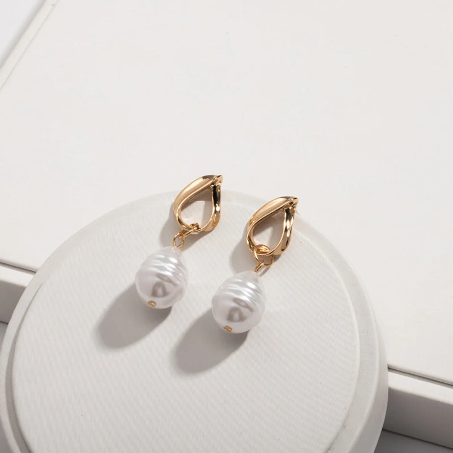 Gold Pin Earring