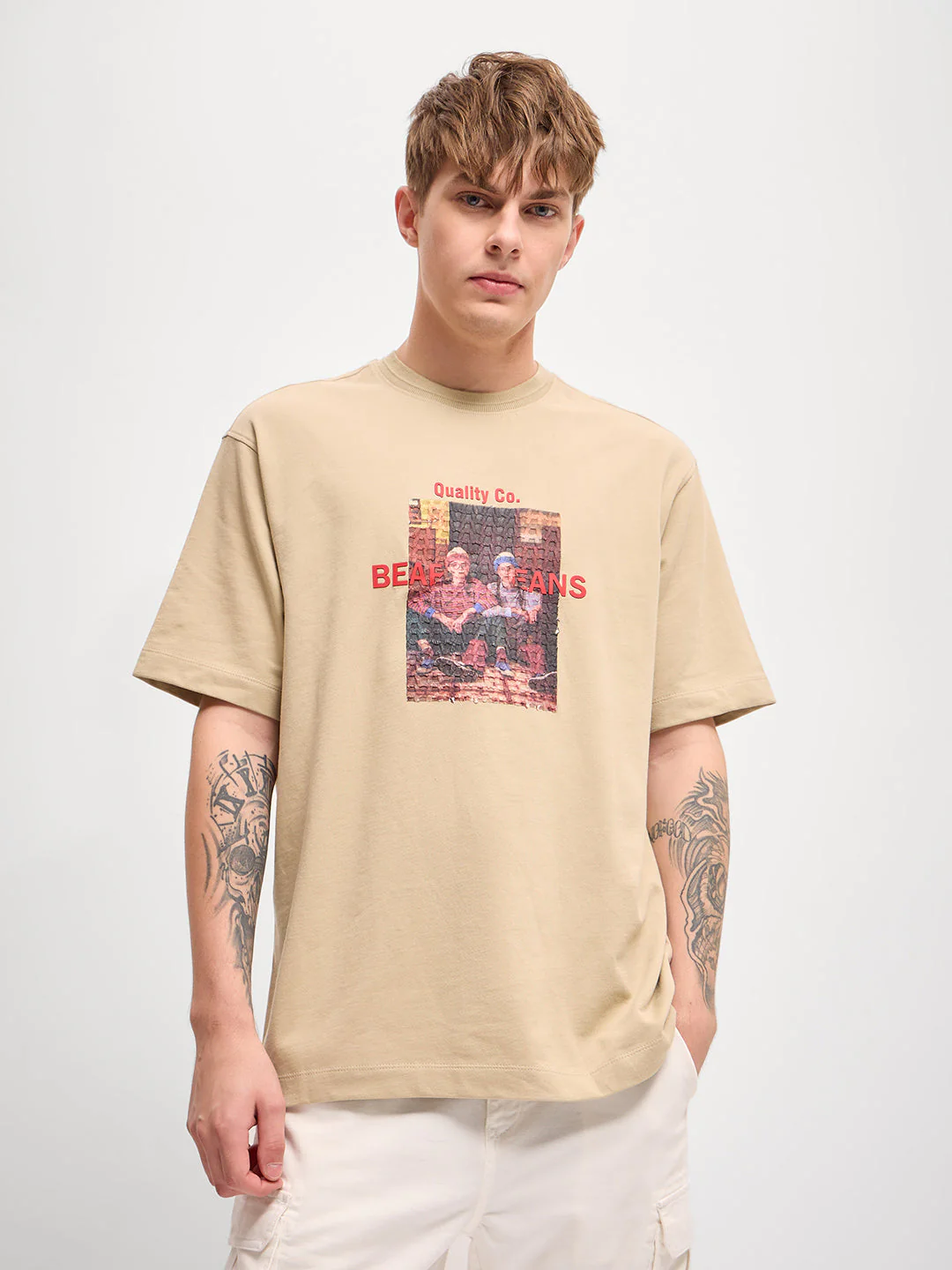 Men Beige GraphicTextured Print Oversize Crew Neck T-shirt