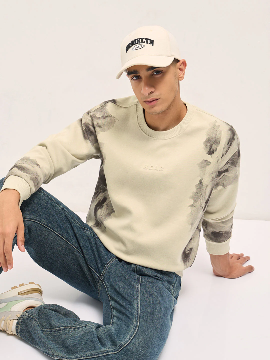 Men Beige Relaxed Fit Crew Neck T-Shirt