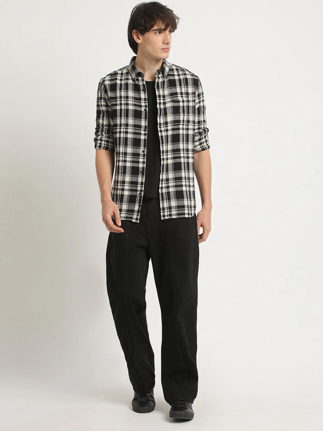 Men Black Checked Slim Fit Cotton Casual Shirt - Image 5