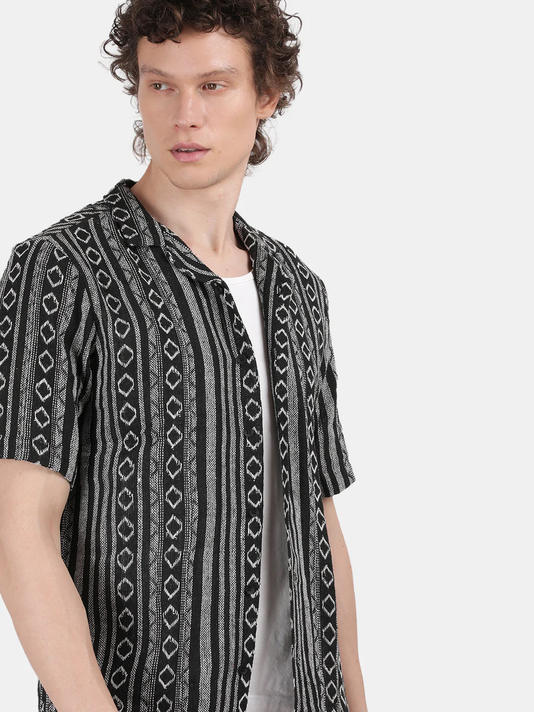 Men Black Slim Fit Spread Collar Half Sleeve Casual Shirt