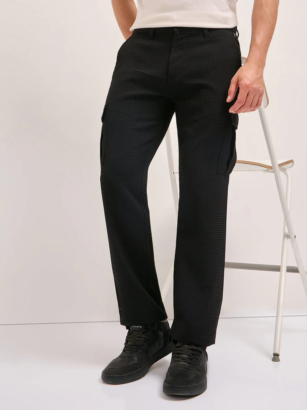 Men Black Textured Waffle Weave Straight Fit Cargo Pants