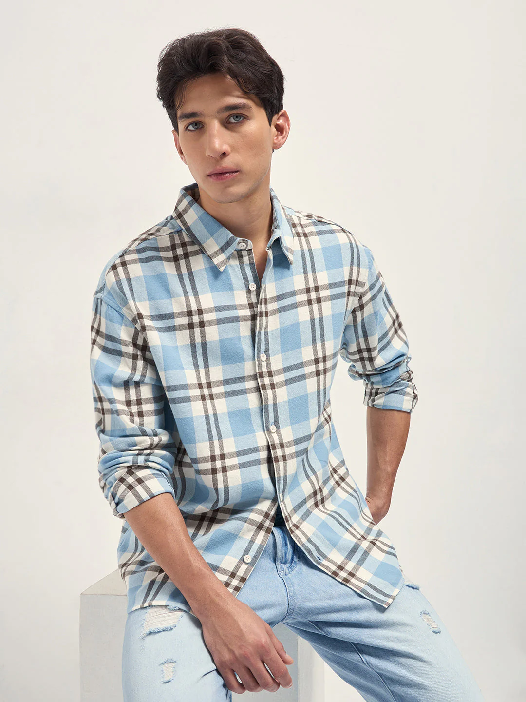 Men Blue Tartan Check Cotton Relaxed Fit Overshirt