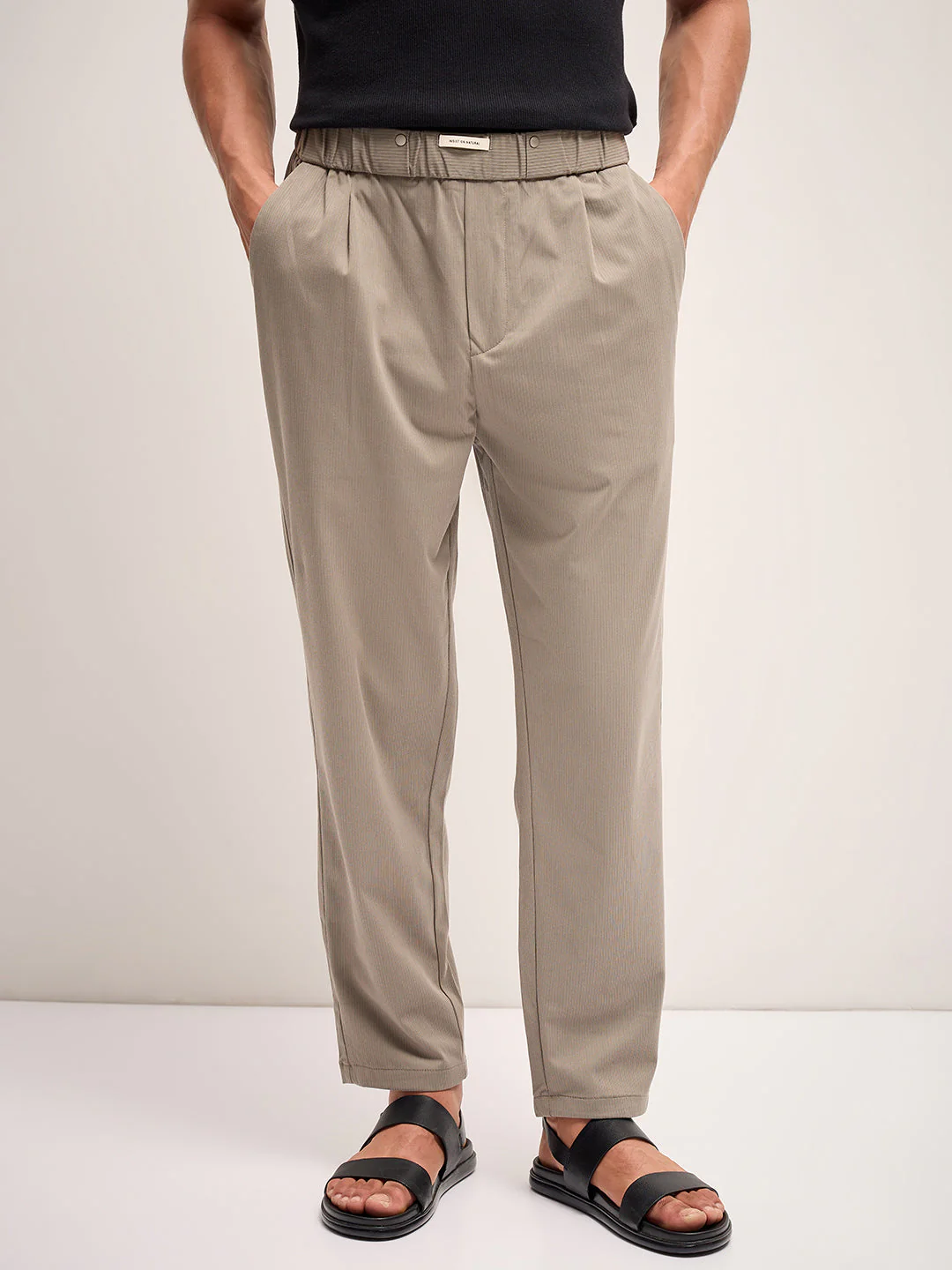 Men Grey Self Design Regular Fit Mid-Rise Casual Pant