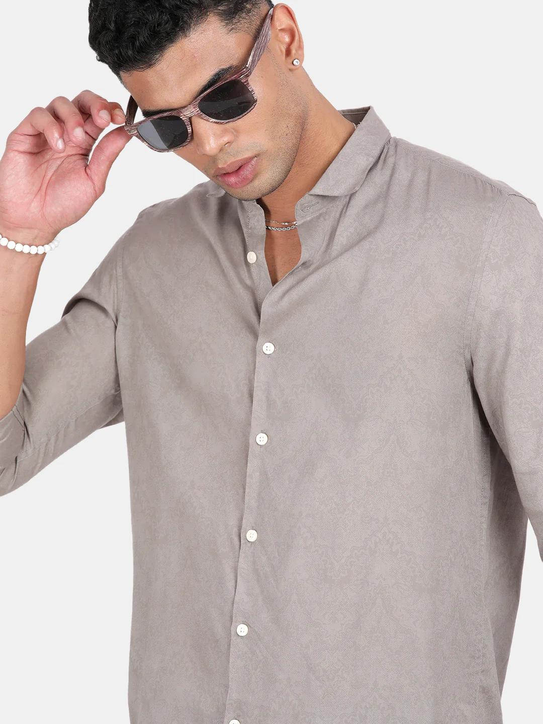 Men Grey Slim Fit Spread Collar Full Sleeve Casual Shirt