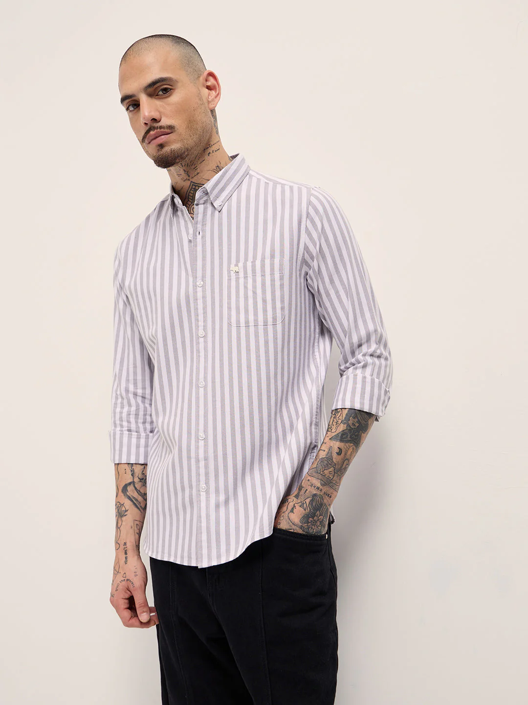Men Grey & White Vertical Stripes Slim Fit Casual Shirt
