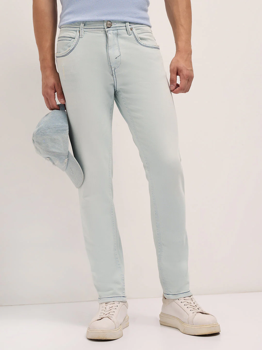 Men Ice Blue Mid-Rise Slim Fit Jeans