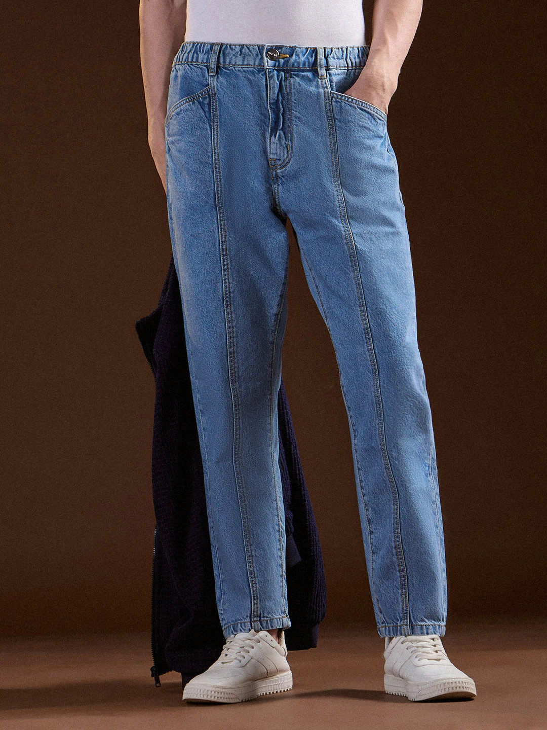Men Light Blue Mid-Rise Elasticated Waist Relaxed Fit Jeans
