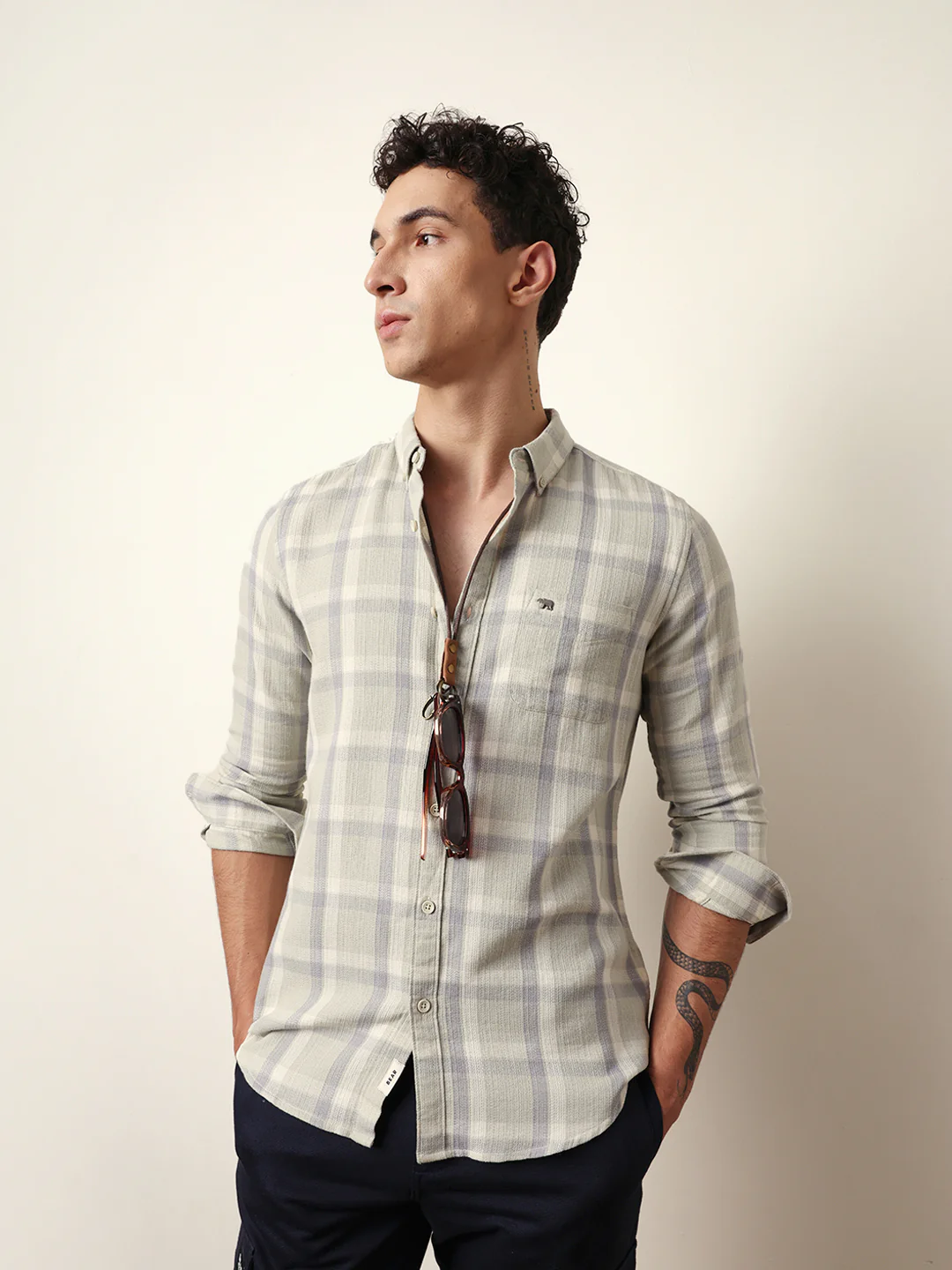 Men Modern Fit Casual Shirt