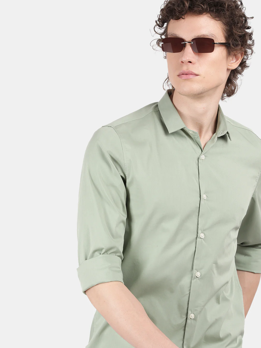 Men Olive Slim Fit Spread Collar Full Sleeve Casual Shirt