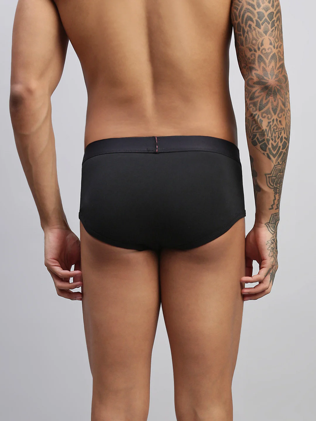 Men Pack of 2 Cotton Elastane Briefs - Image 8