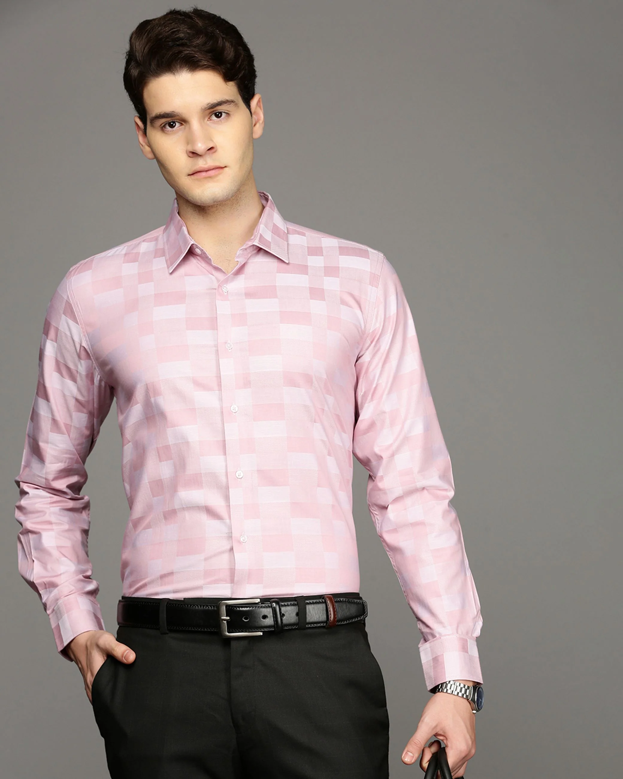 Men Pink Cotton Blend Slim Shirt