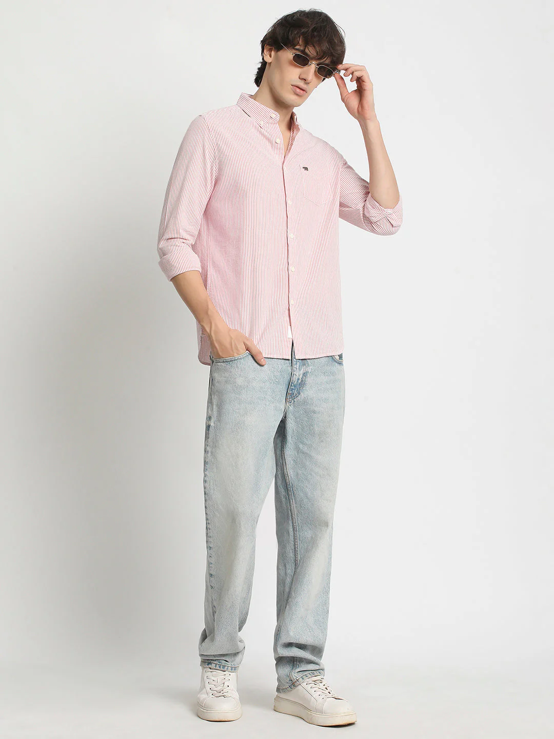 Men Pink Slim Fit Pin Stripe Casual Shirt - Image 2