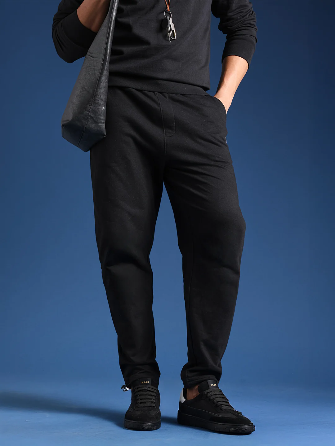 Men Solid Cotton Relaxed Fit Jogger