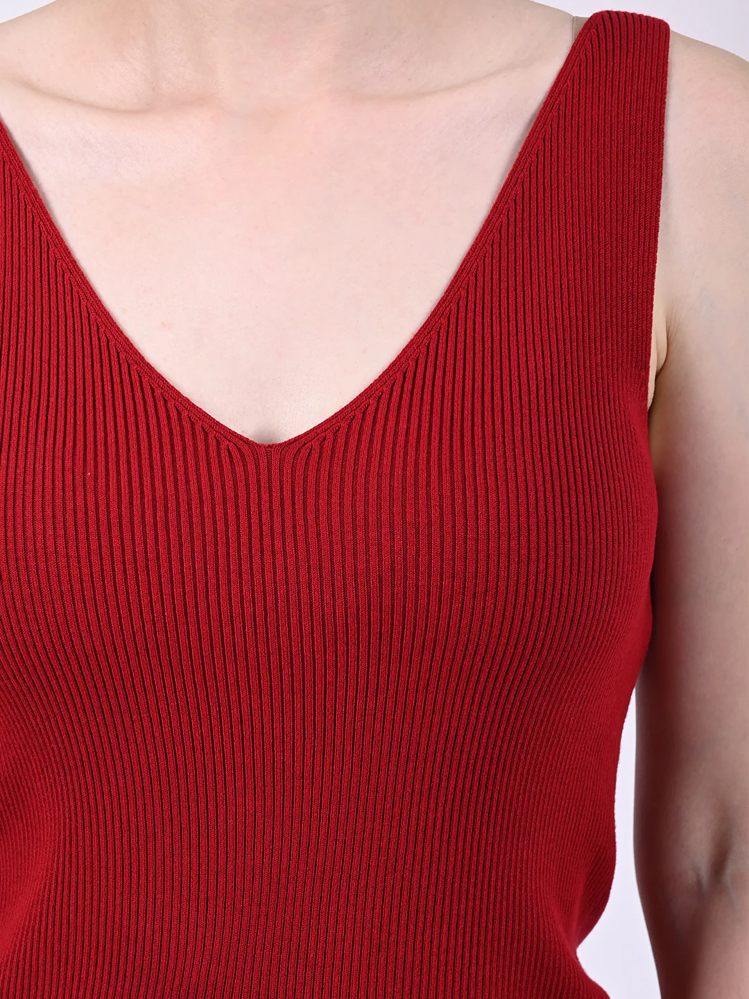 Women Red V-Neck Ribbed Top - Image 5