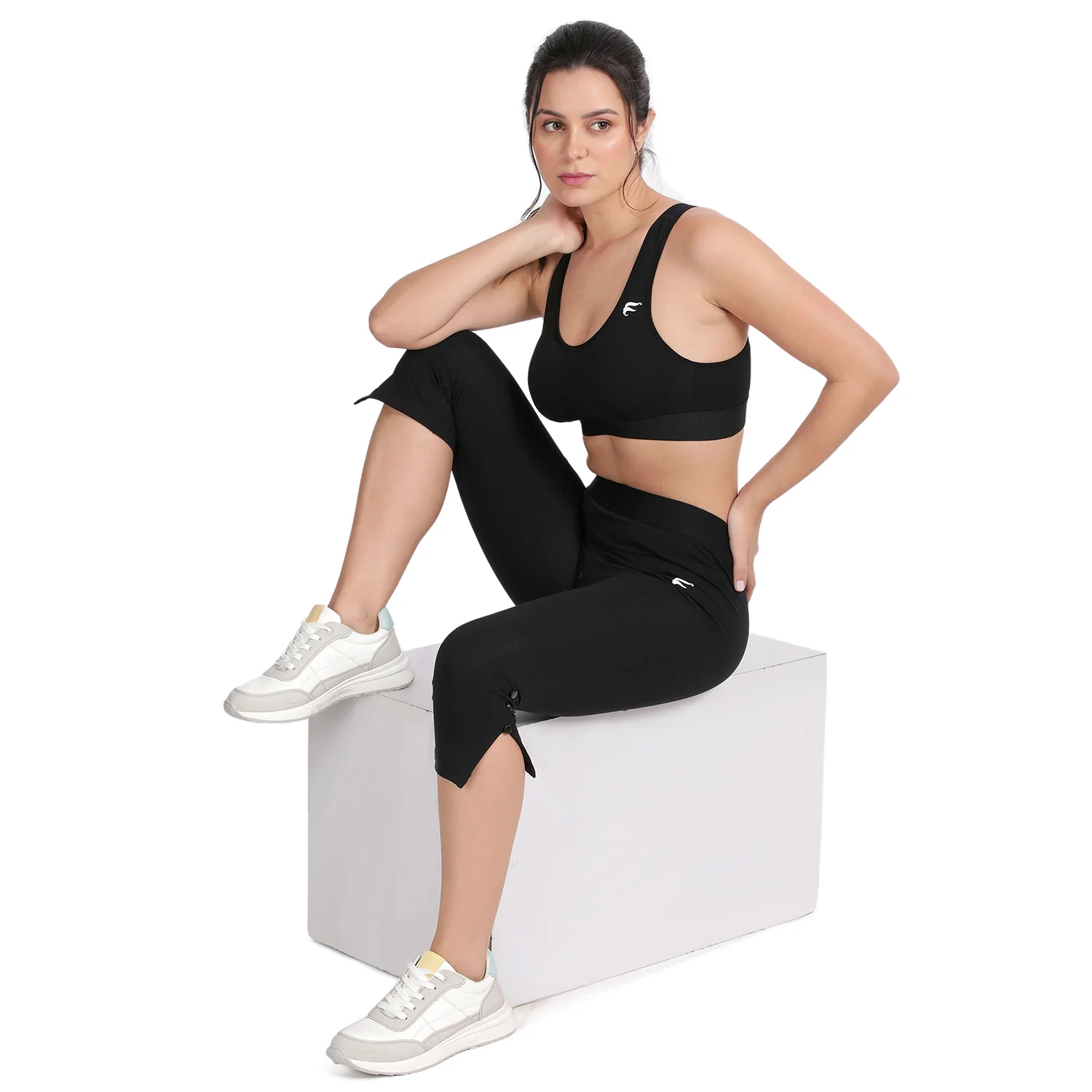 Non-padded Non-wired Full Coverage Removable Racer Back Sports Bra - Image 6