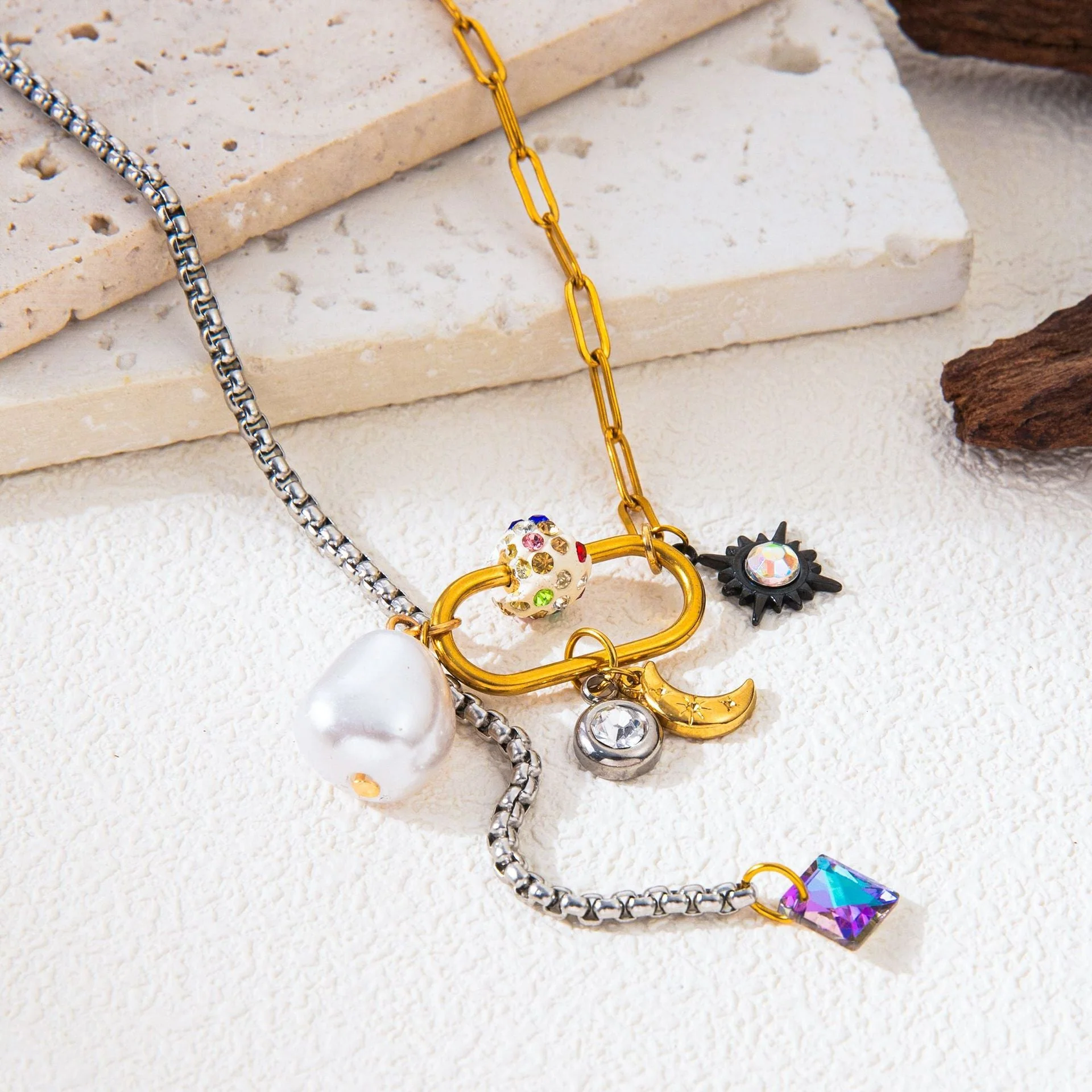 Starry Sky Moon Pearl Splicing Necklace