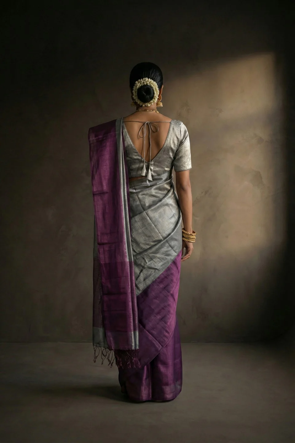 Sukriti Silver And Purple Handwoven Tissue Saree - Image 2