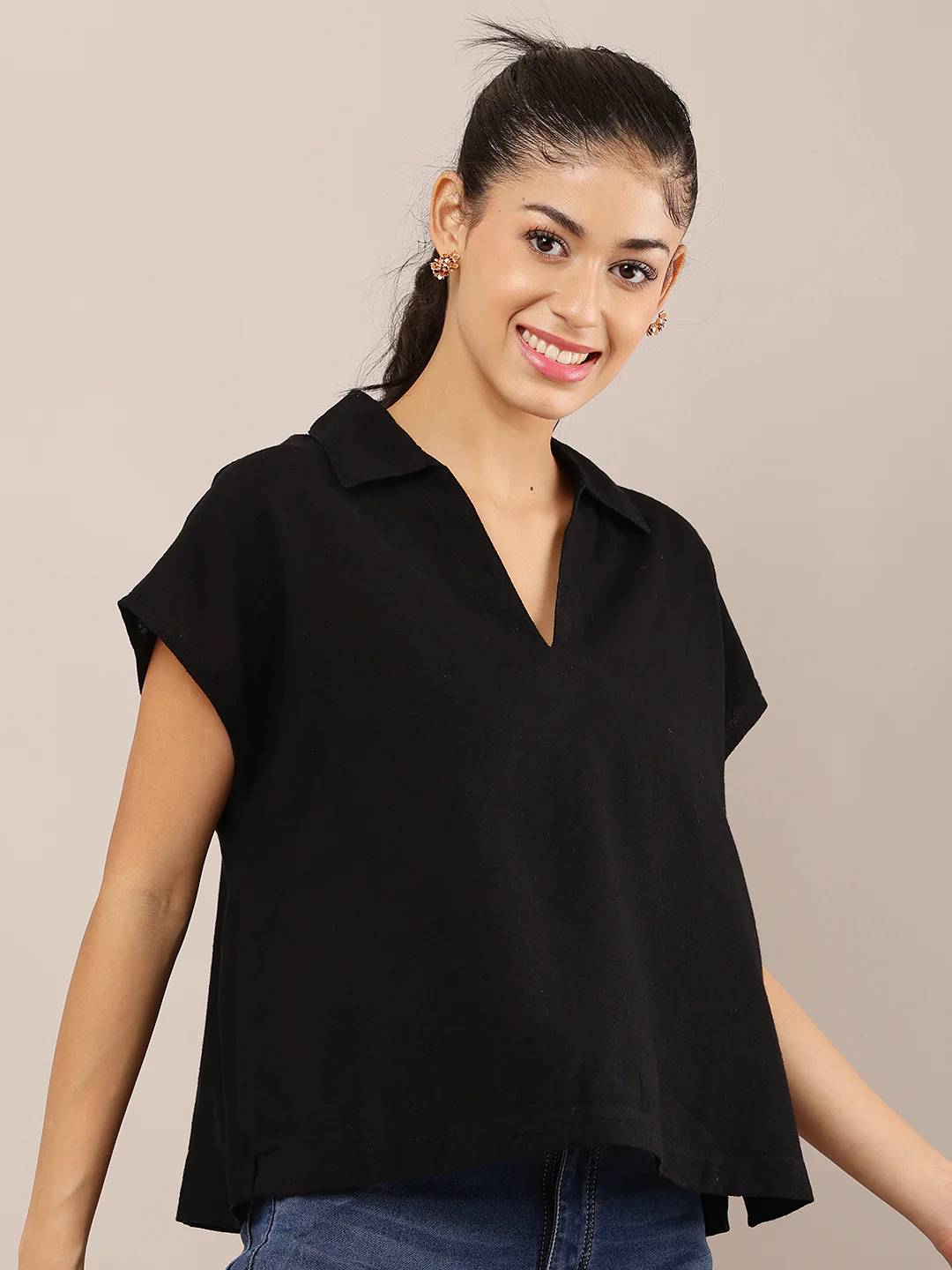 Women Black Linen Blend V-Neck Relaxed Top - Image 2