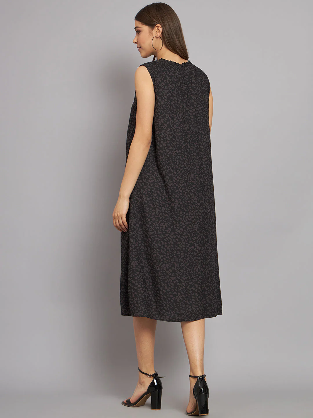 Women Black Printed Dress - Image 4