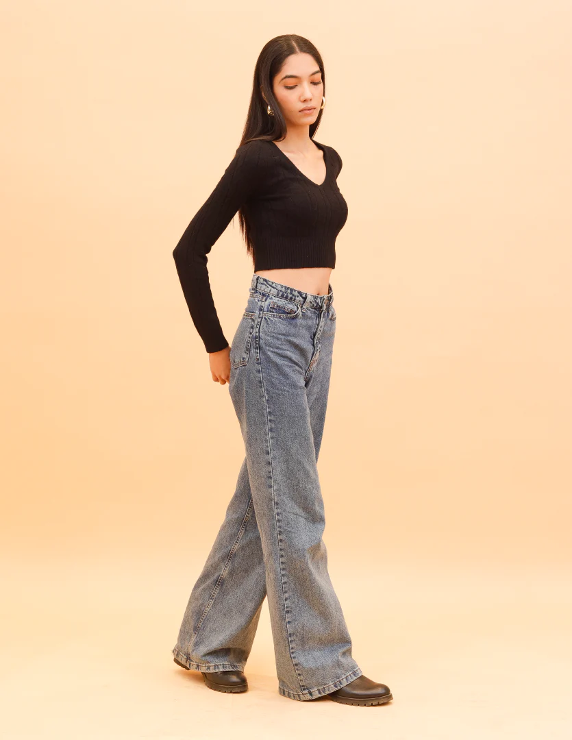 Women Black V Neck Long Sleeve Crop - Image 3
