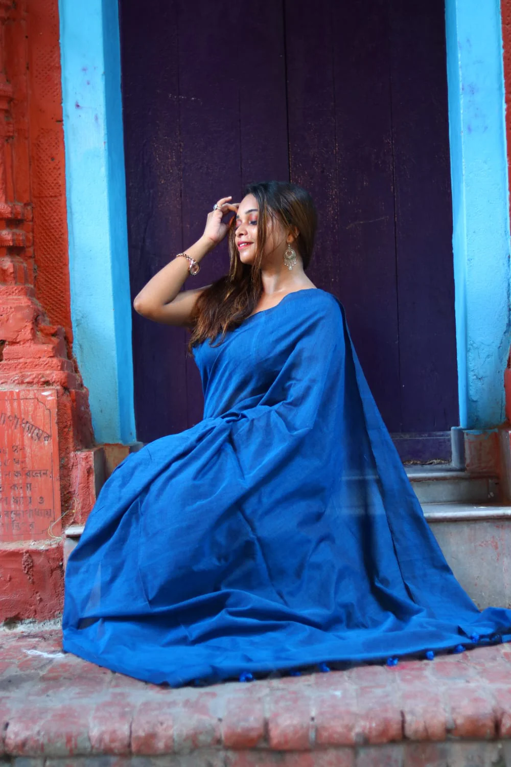 Women Blue Solid Cotton Saree
