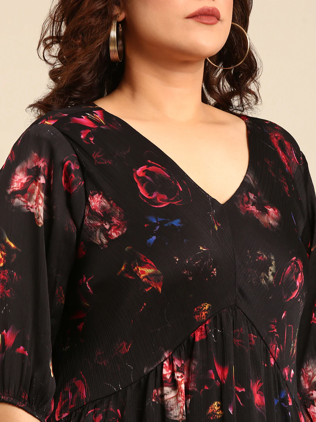 Women Floral Printed Satin Maxi Dress - Image 4