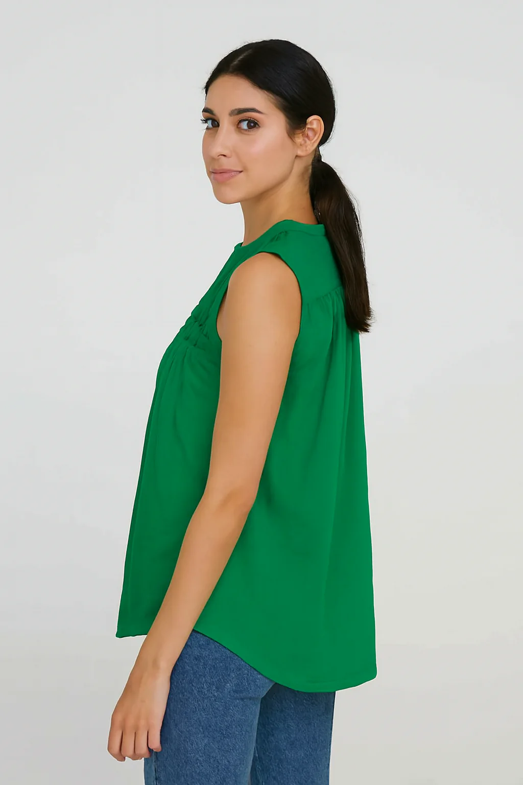 Women Green Cotton Sleeveless Top - Image 4