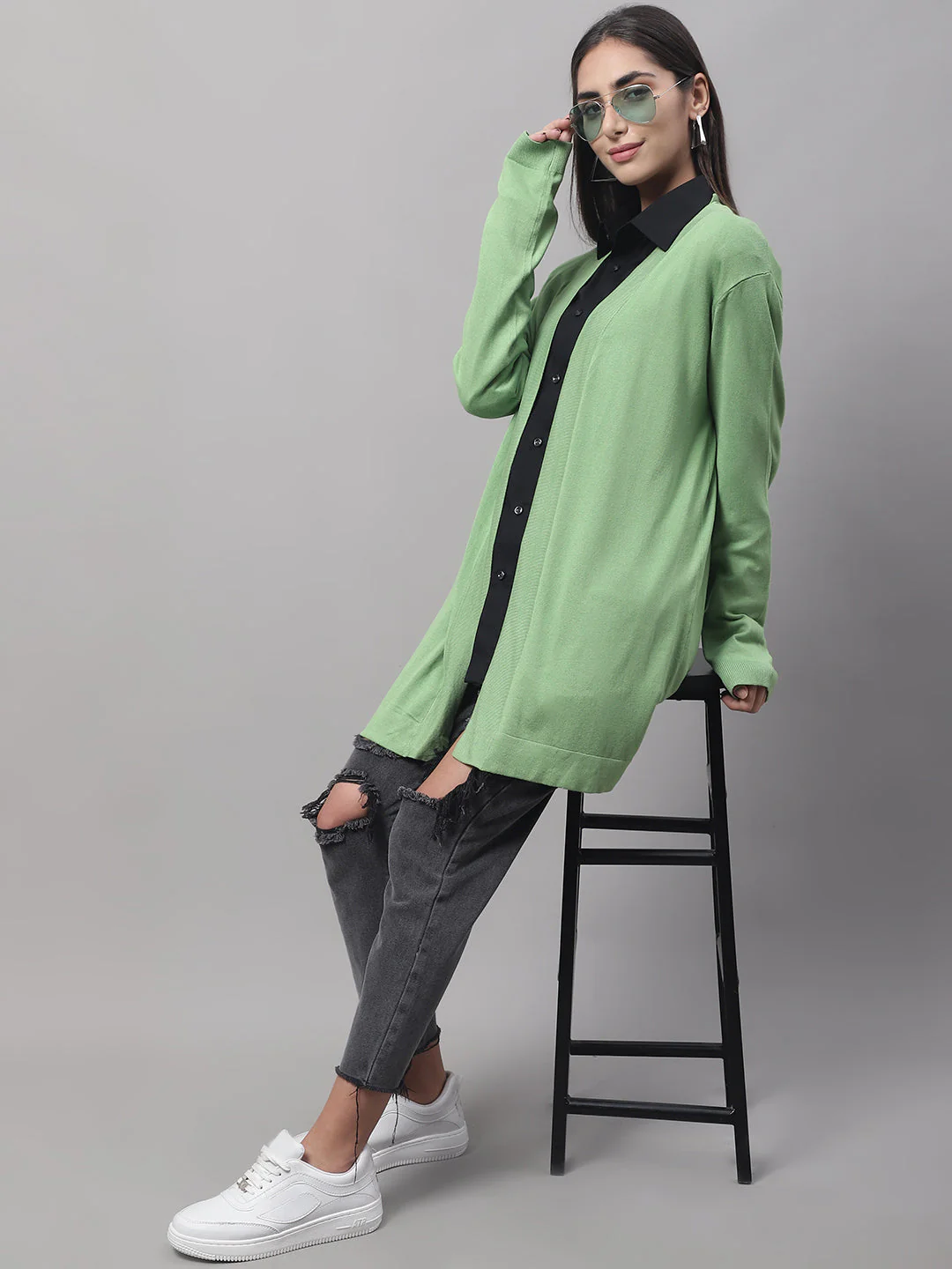 Women Green Open Shrug - Image 6
