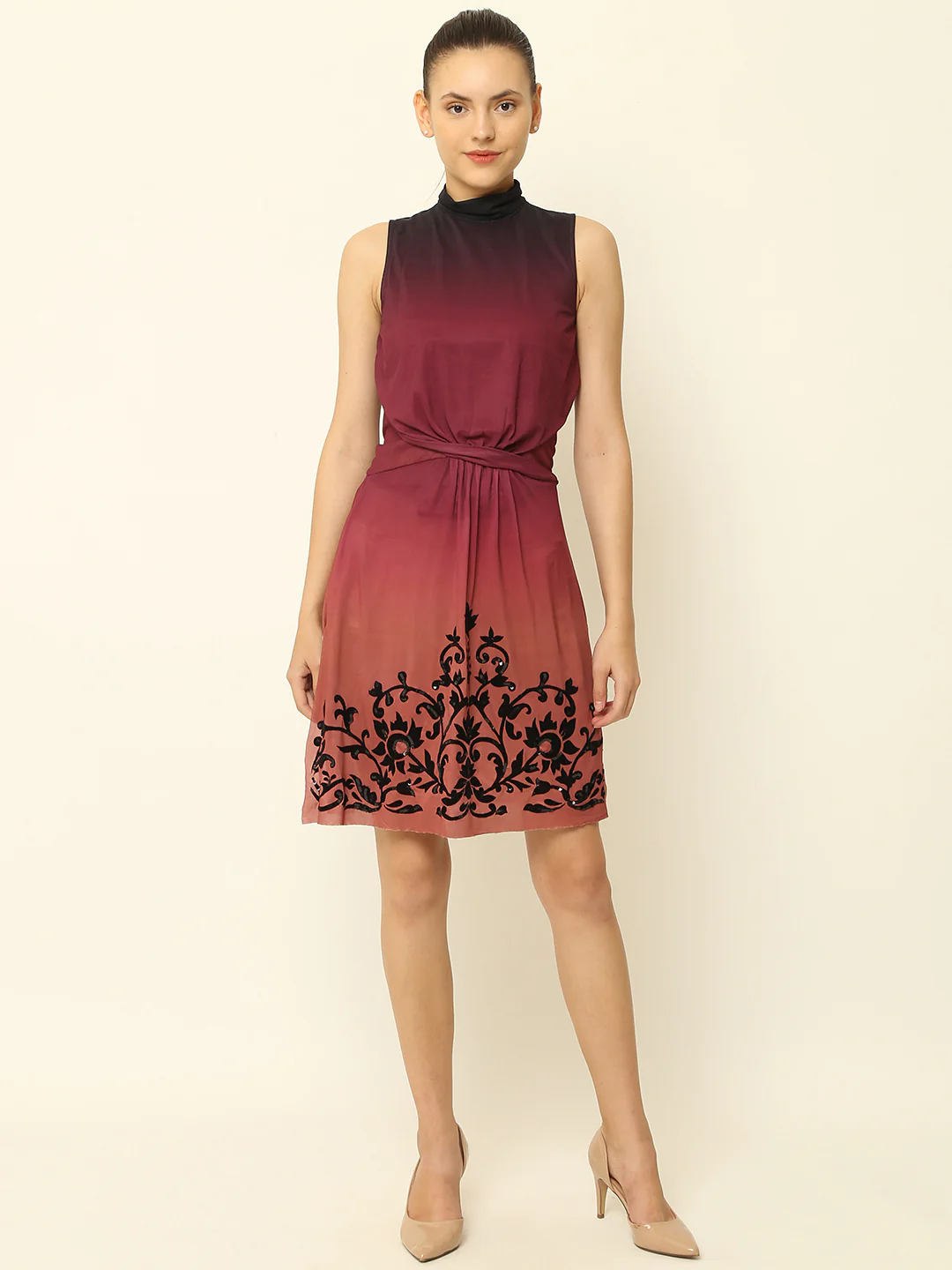 Women Maroon Sleeveless Dress with Shorts