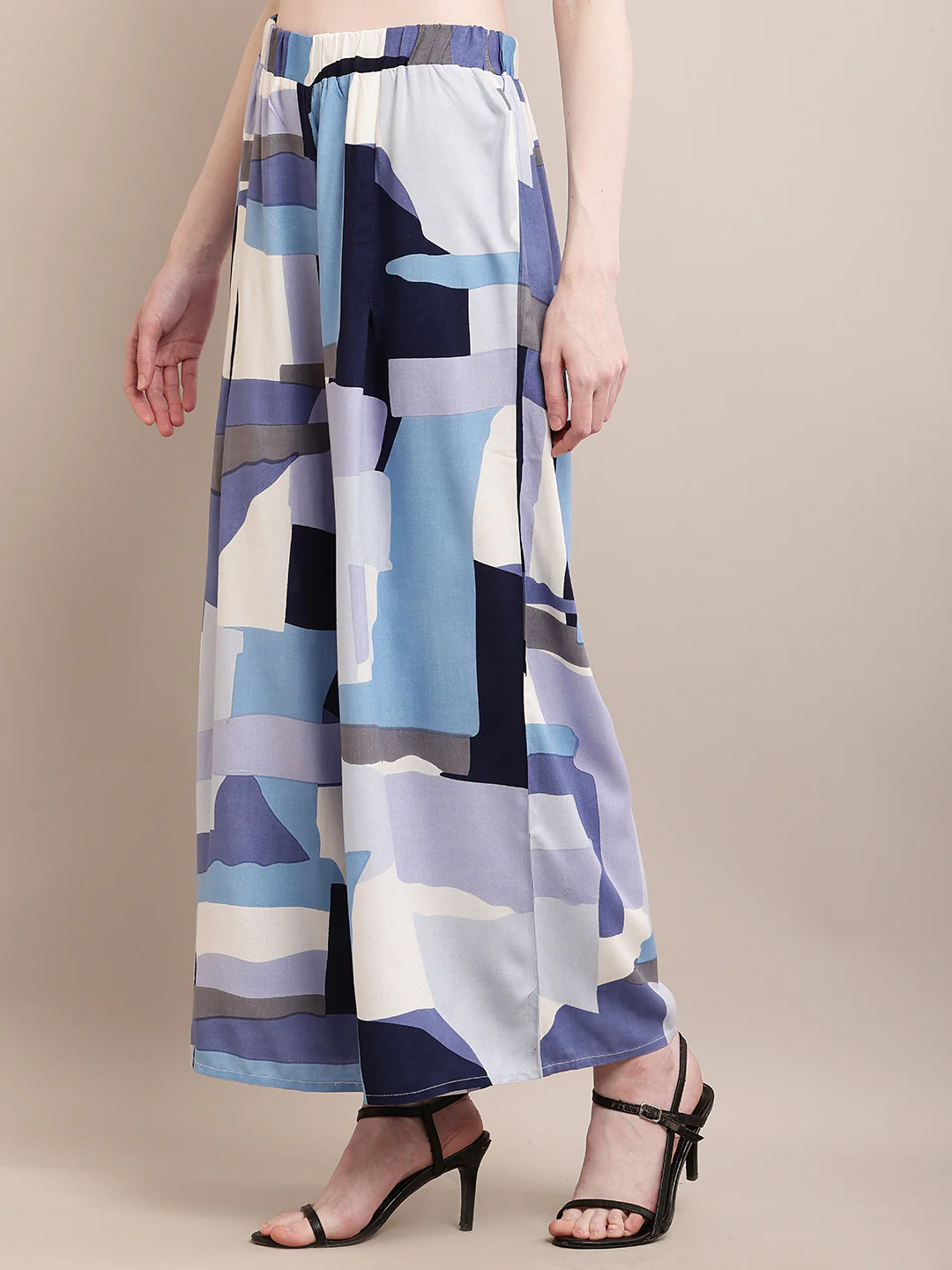 Women Multicolour Flared Palazzo - Image 4