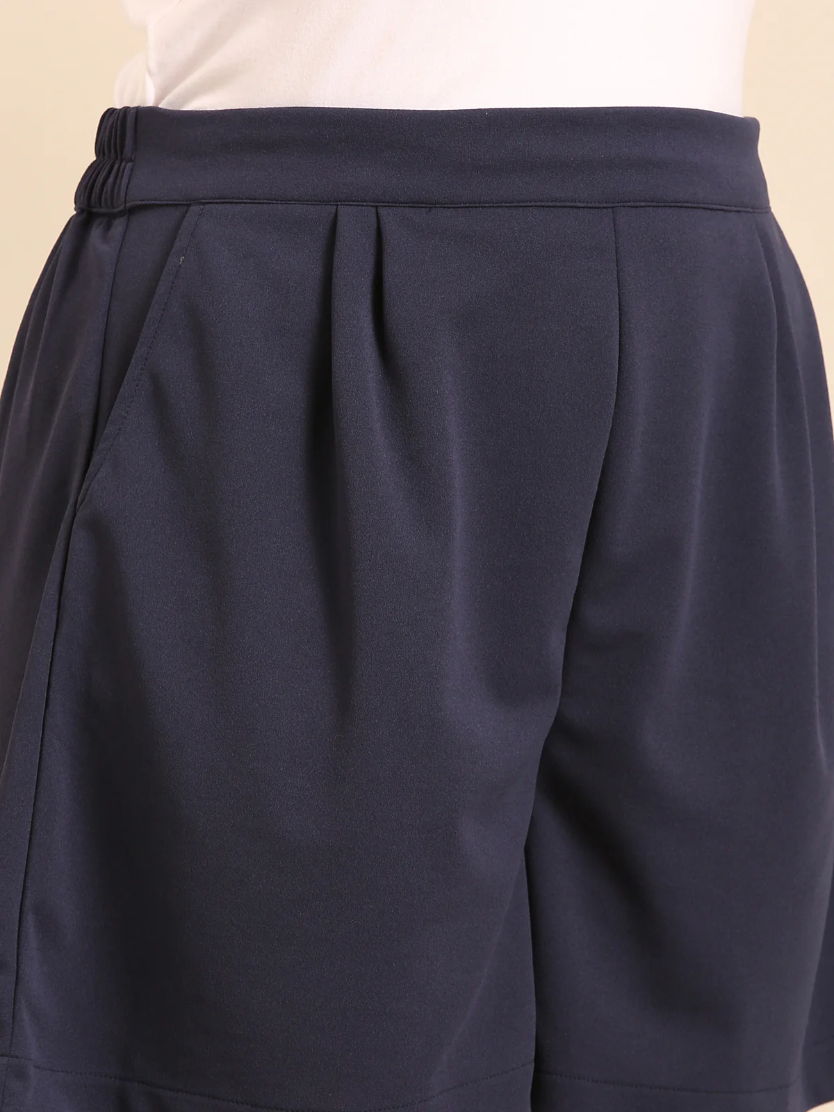 Women Navy Scuba Crepe Shorts - Image 4