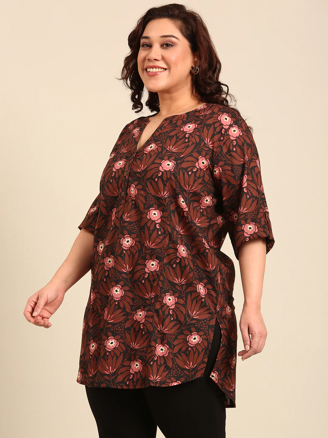 Women Plus Size Floral Printed Cotton Tunic - Image 4