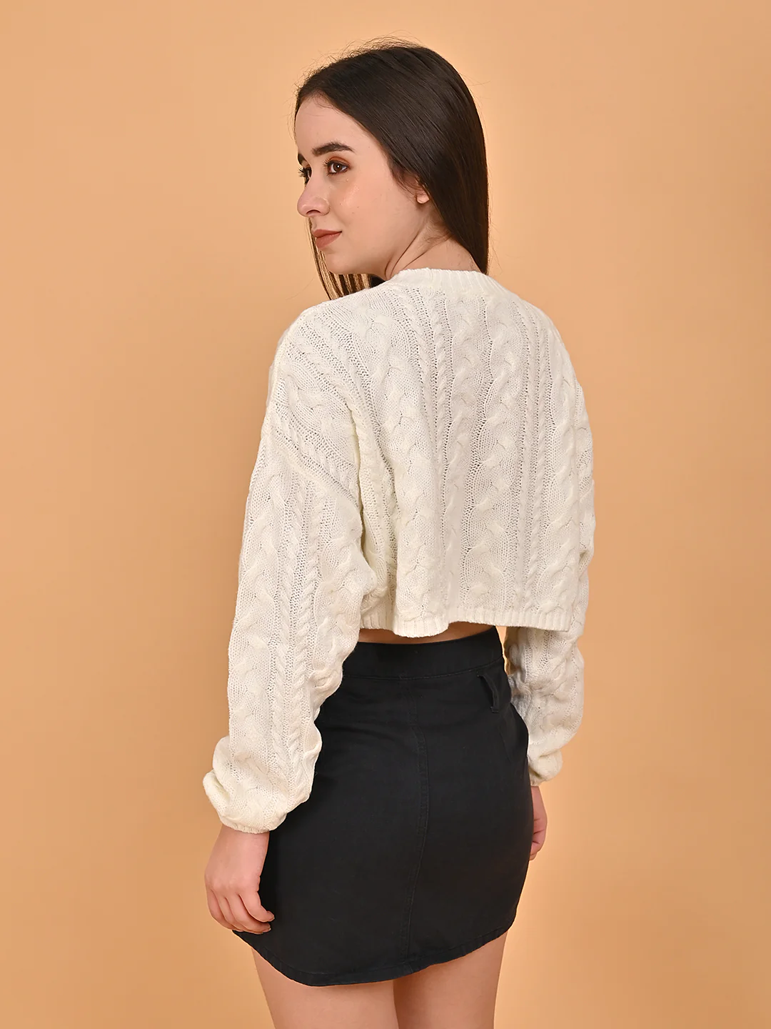 Women White Cropped Oversized Turtleneck - Image 4
