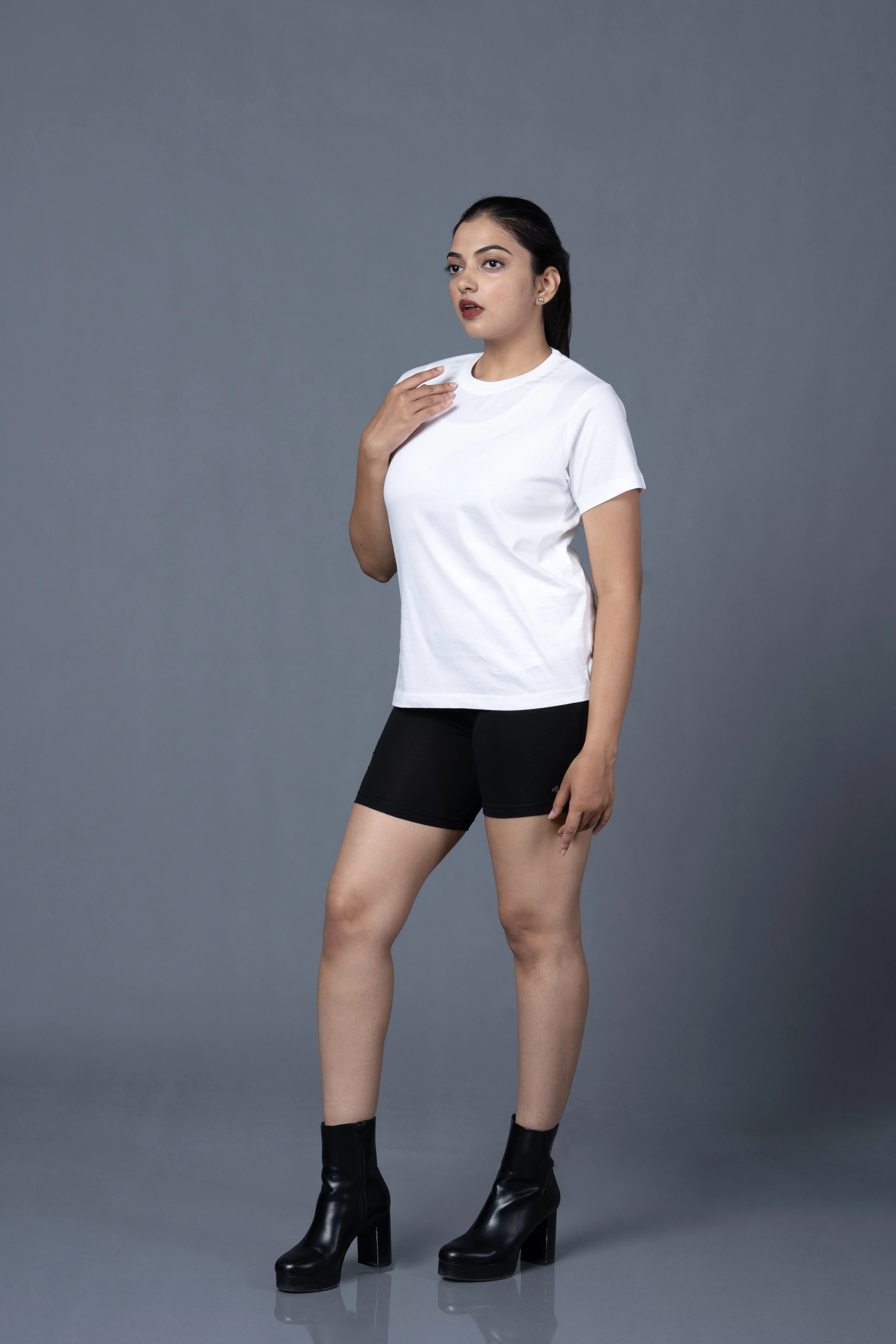 Women White Round Neck Tshirt - Image 3
